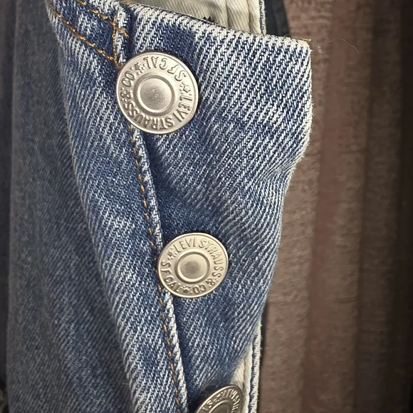 Levi's Women's Vintage Blue Denim Overalls - Picture 4 of 12